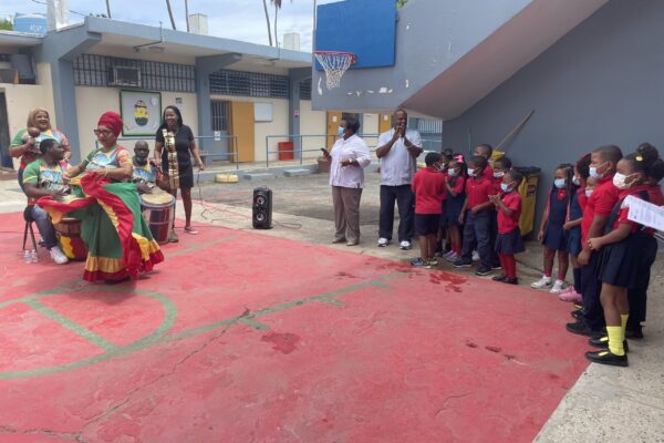 niu-hitn-donate-computers__52073695211_59e5743c45_4k03 niu-hitn-donate-computers__52073695211_59e5743c45_4k03