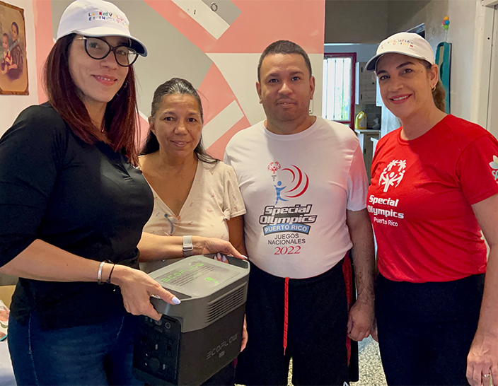 HITN and Special Olympics Help Caguas Family By Obtaining a Solar