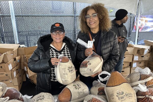 Bronx Turkey Giveaway_Yudelka Naomi 2