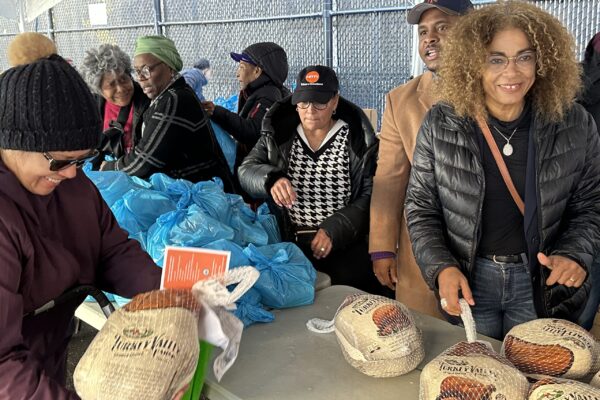 Bronx Turkey Giveaway_Yudelka Pavos 2