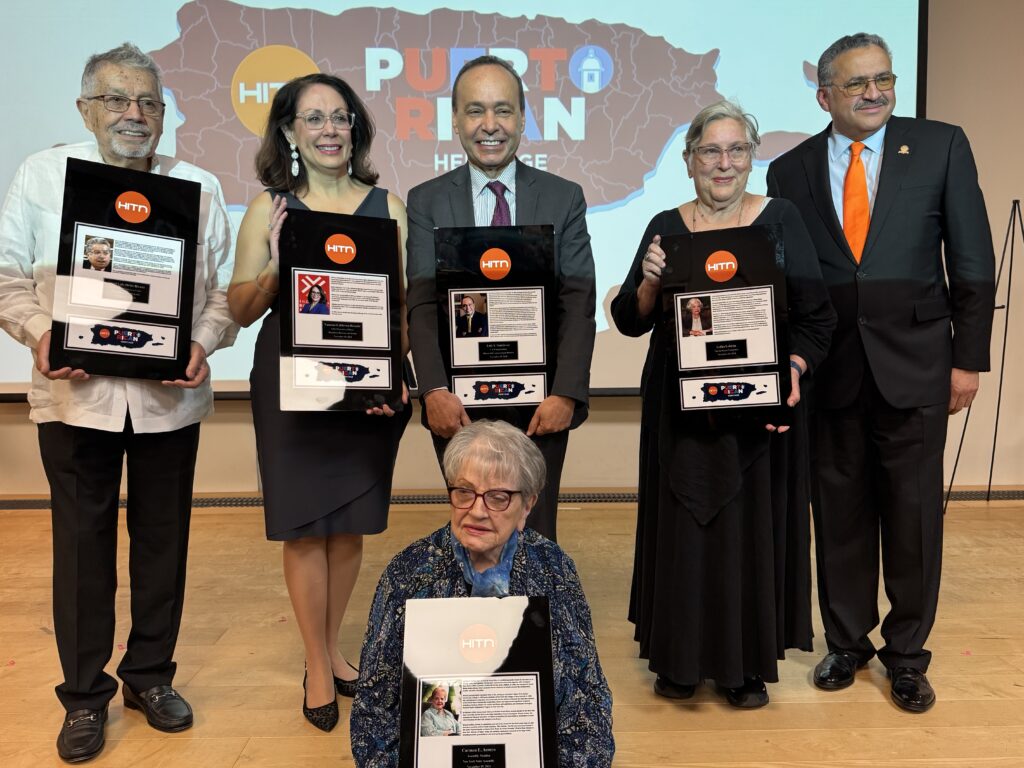 PRHM Galardonados Placas