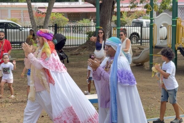 children riding horses in front of Reyes_V2F_2026-01-07_13-15-04_818 Large